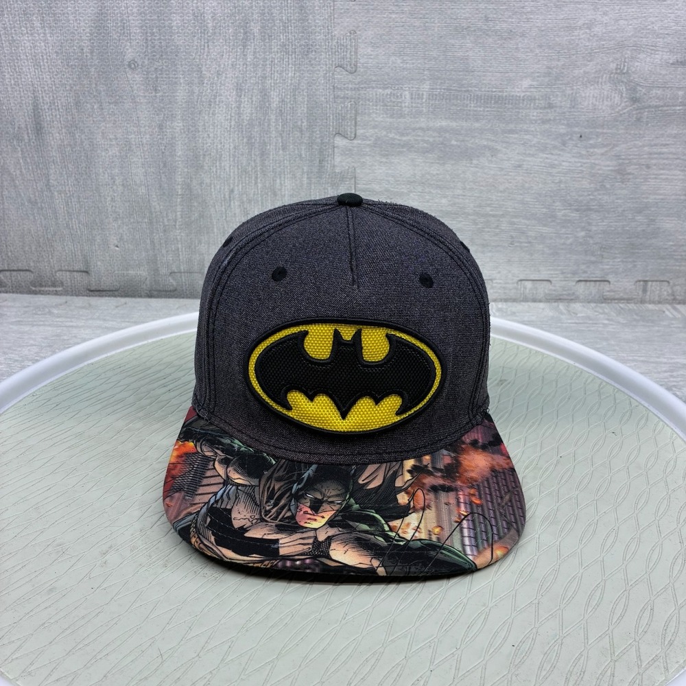 Bioworld Batman Snapback Hat Mens Gray Comic Print Brim DC Comics